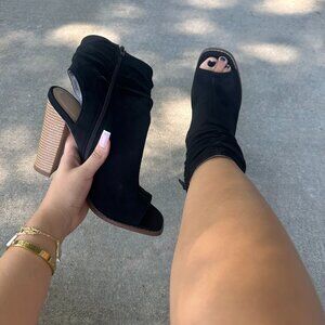 NEW LILIANA HEEL Ankle Booties